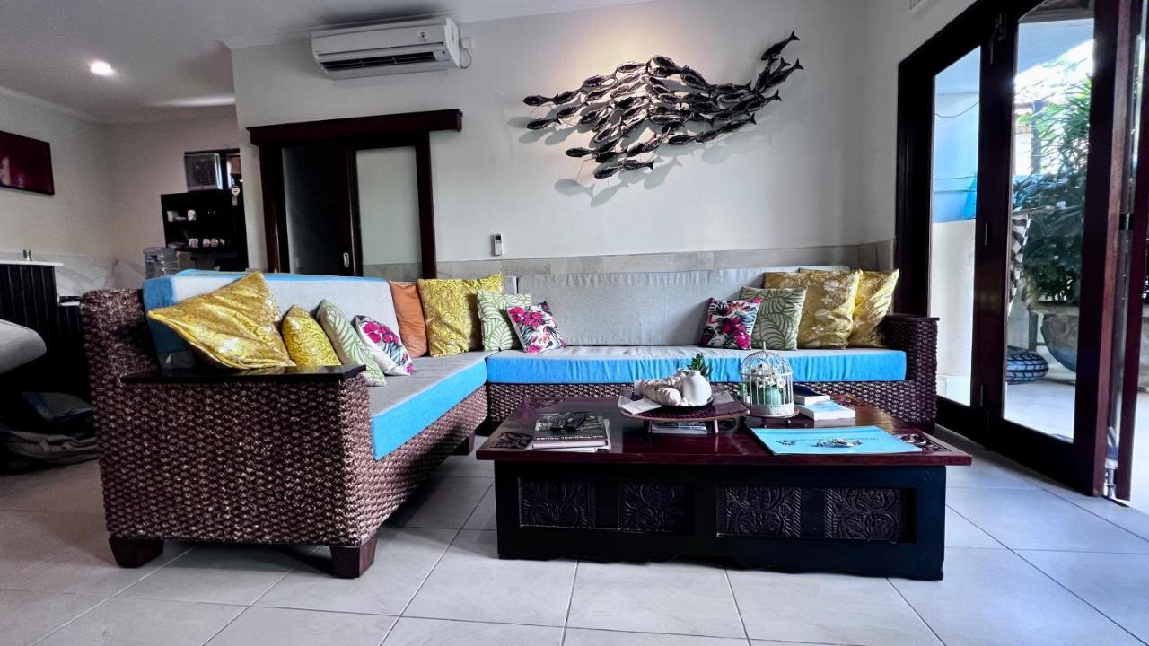 Villa Carissa Seminyak Centre, Bali By Le Ciel Hospitality Εξωτερικό φωτογραφία